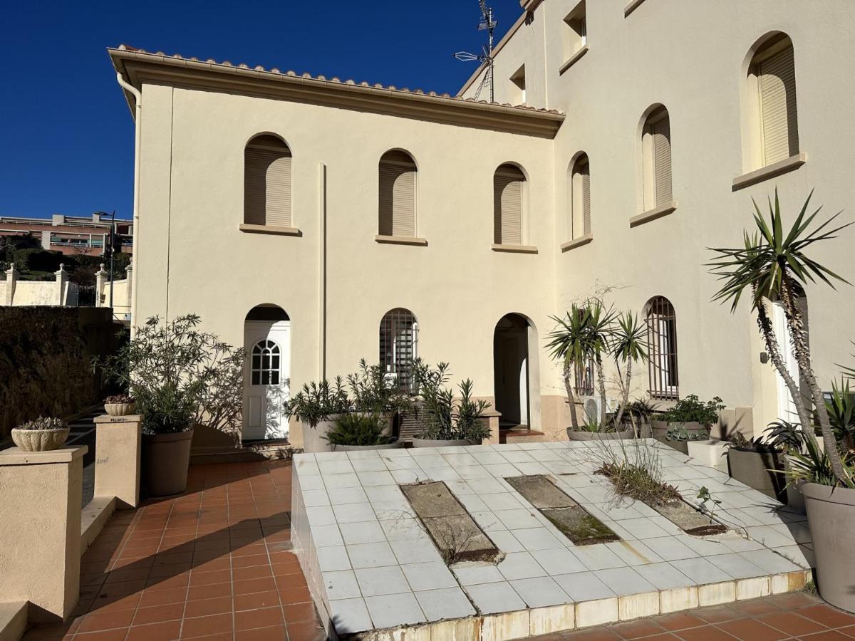 Appartement En Duplex 4 Couchages Au Coeur De Port-Vendres, Face A La Place De L'Obelisque - Fr-1-309-337 Port Vendres Exterior foto